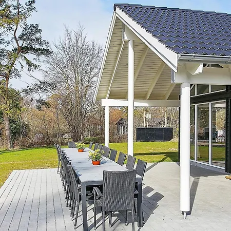 Dom wakacyjny Luxury Pool Retreat Udsholt - By Traum Græsted